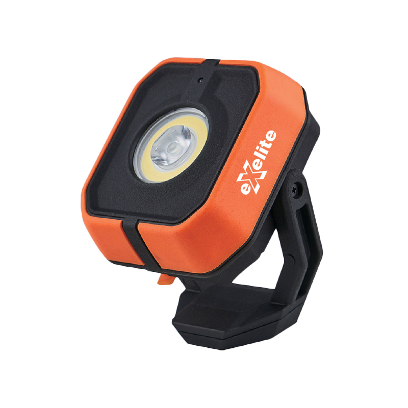 1000 Lumen Mini Flood Light with Magnetic Base